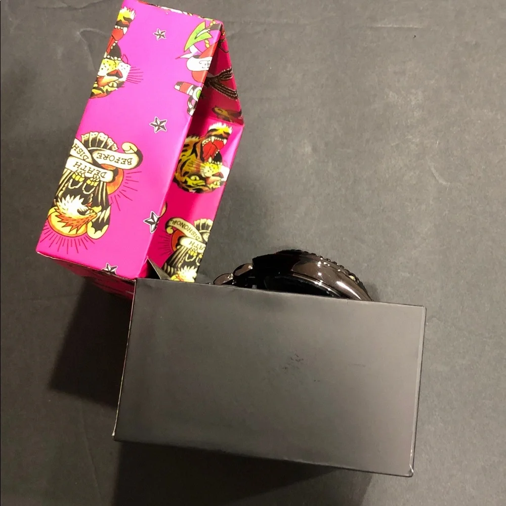 Ed Hardy black onyx look gemstone bling wristwatch new in pink Ed Hardy logo box